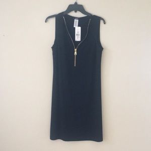 MSK black knee length dress. Great for travel.
